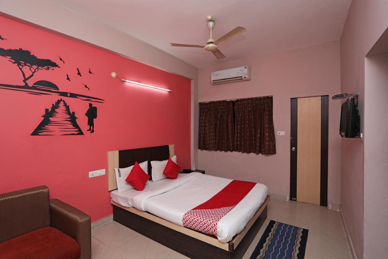 Oyo 6274 Hotel Janaki Residency Puri Bagian luar foto