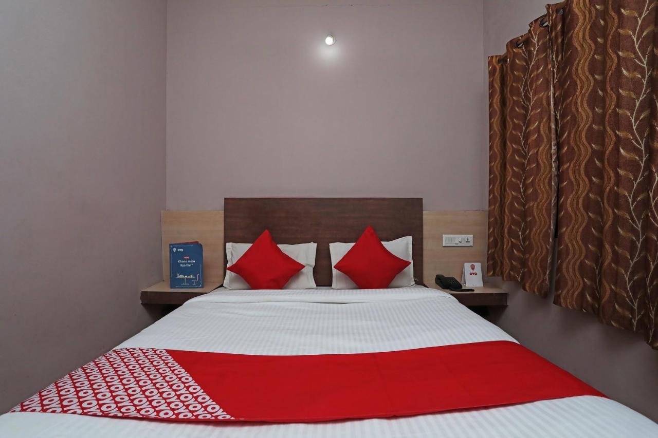 Oyo 6274 Hotel Janaki Residency Puri Bagian luar foto