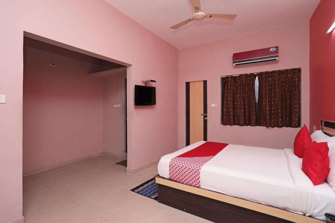 Oyo 6274 Hotel Janaki Residency Puri Bagian luar foto